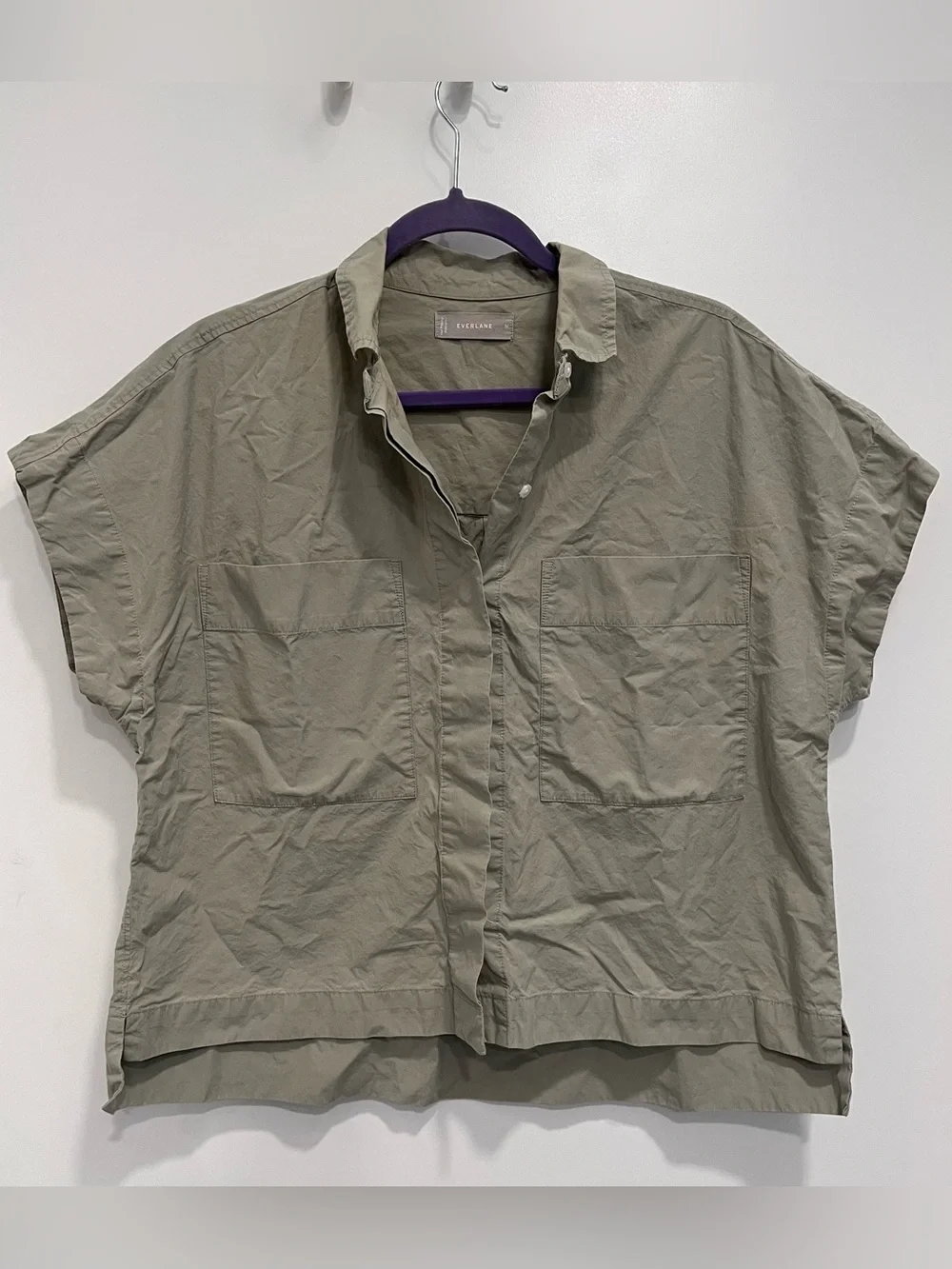 Everlane THE SHORT-SLEEVE BOXY OXFORD Olive Green Button-Up Shirt Medium Cotton - Picture 2 of 6